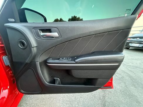 Used 2022 Dodge Charger R/T RWD image 33