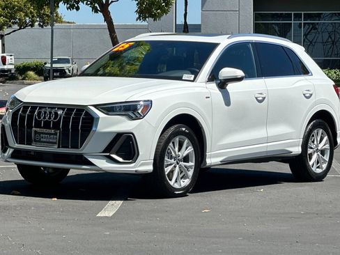 Used 2025 Audi Q3 2.0T Premium AWD/4WD image 8