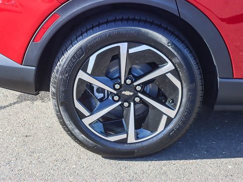 New 2026 Chevrolet Equinox EV LT image 10