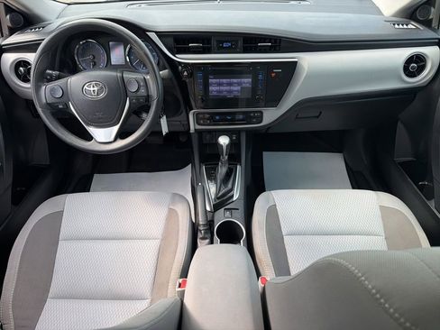 Used 2017 Toyota Corolla LE FWD image 22