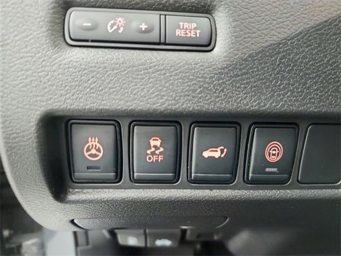 Used 2023 Nissan Murano SL w/ SL Moonroof Package image 25