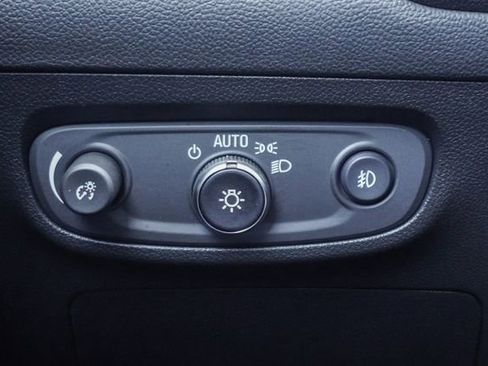 Used 2022 Buick Encore GX Select w/ Sport Touring Package image 14