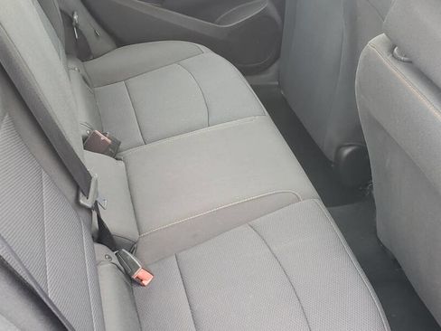 Used 2018 Chevrolet Cruze LS image 9