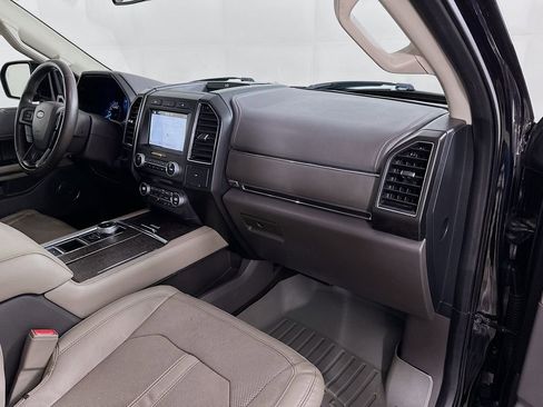 Used 2018 Ford Expedition Limited image 38