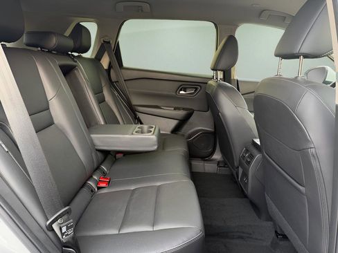 Certified 2025 Nissan Rogue SL AWD/4WD image 15