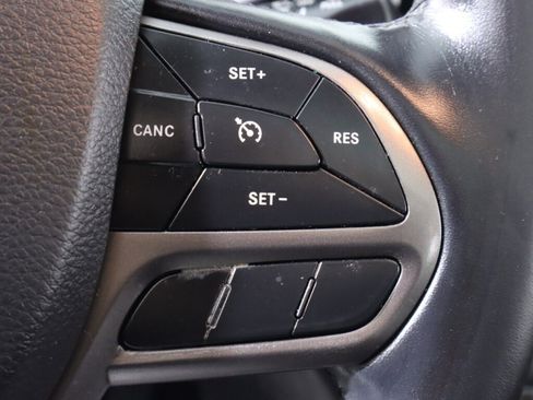 Used 2020 Jeep Cherokee Limited AWD/4WD image 13