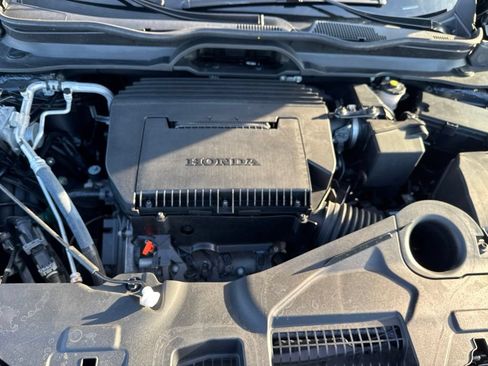 Certified 2025 Honda Pilot Elite image 11