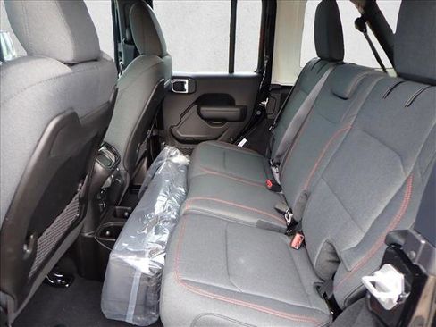 New 2026 Jeep Wrangler Unlimited Rubicon image 9