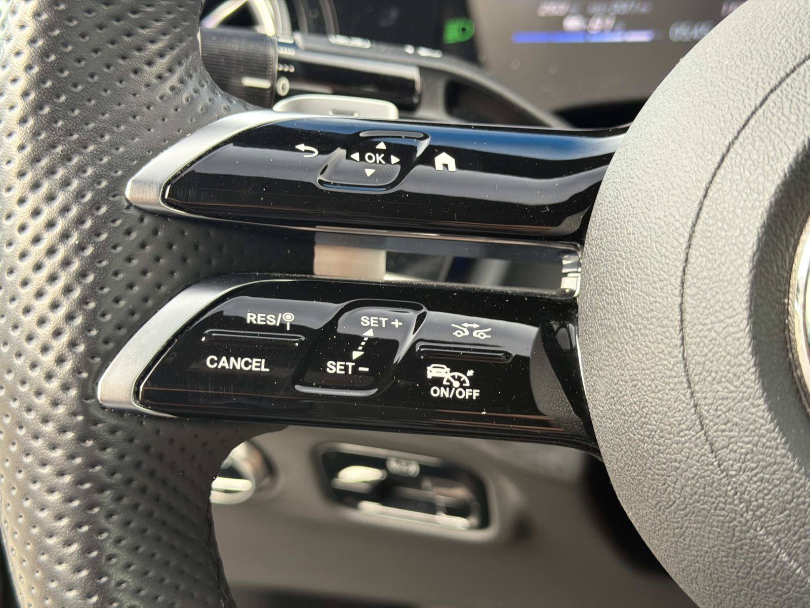 Certified 2024 Mercedes-Benz EQE 500 4MATIC Sedan image 28