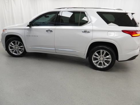 Used 2019 Chevrolet Traverse High Country w/ LPO, Floor Liner Package AWD/4WD image 42