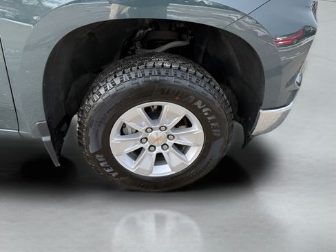 Used 2025 Chevrolet Silverado 1500 LT AWD/4WD image 26
