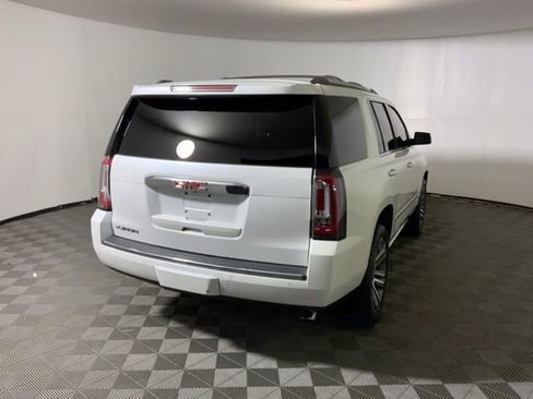 Used 2017 GMC Yukon Denali w/ Open Road Package AWD/4WD image 7