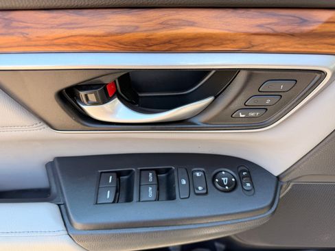 Used 2018 Honda CR-V EX-L image 13