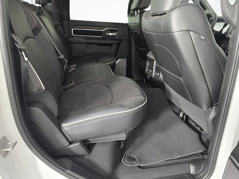 New 2026 RAM 2500 Laramie AWD/4WD image 39