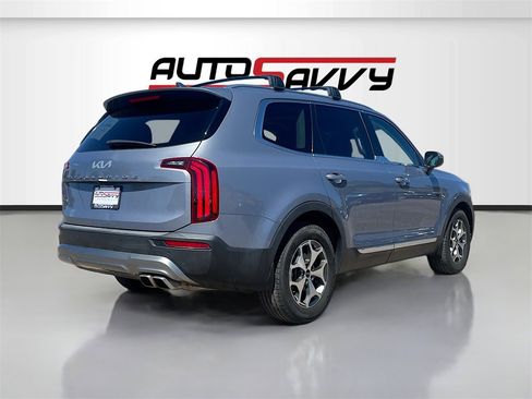 Used 2022 Kia Telluride EX image 7