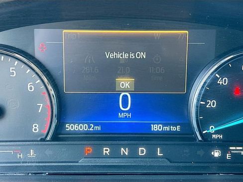 Used 2021 Ford Explorer XLT RWD image 12