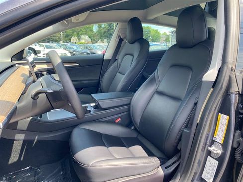 Used 2022 Tesla Model 3 Long Range AWD/4WD image 9