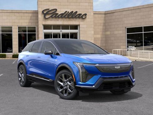 New 2026 Cadillac Optiq Luxury 1 image 7