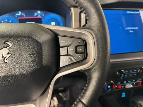 Used 2025 Ford Bronco Outer Banks image 21