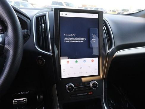 Certified 2022 Ford Edge ST image 17