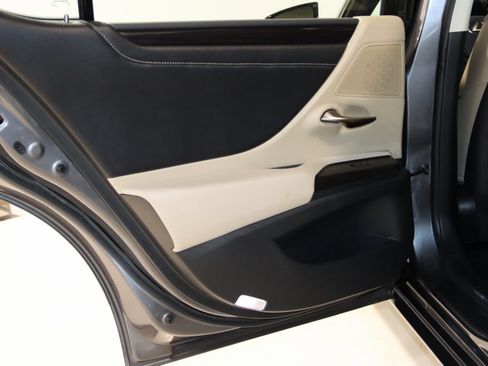 Used 2021 Lexus ES 250 w/ Premium Package image 48