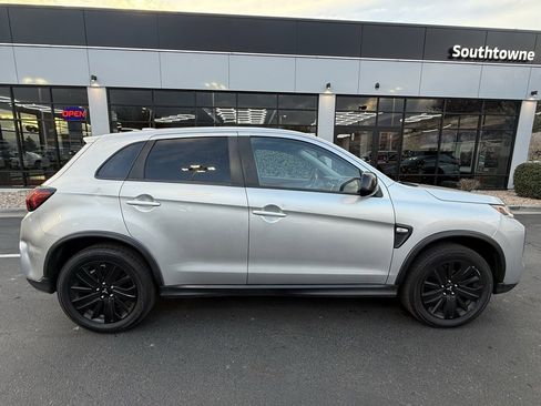 Used 2021 Mitsubishi Outlander Sport LE image 8