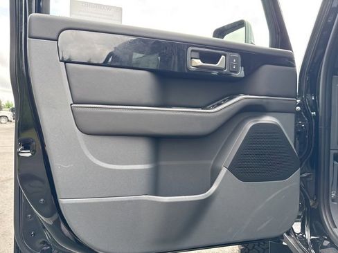 New 2025 INEOS Grenadier image 25