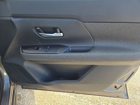 New 2026 Nissan Kicks SV w/ SV Premium Package image 8