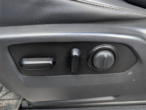 Used 2021 Chevrolet Silverado 3500 LTZ w/ LTZ Plus Package image 21