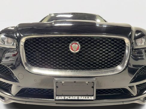 Used 2020 Jaguar F-PACE Prestige image 5