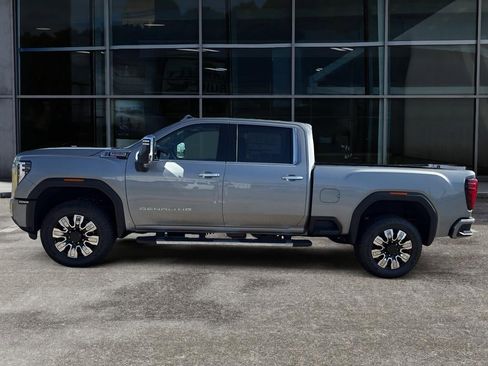 New 2026 GMC Sierra 2500 Denali w/ Denali Reserve Package image 4
