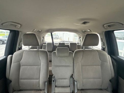 Used 2014 Honda Odyssey EX image 10