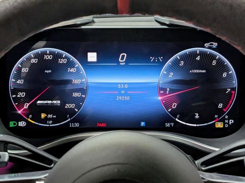 Used 2022 Mercedes-Benz SL 55 AMG 4MATIC w/ Driver Assistance Package image 34