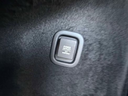 Used 2023 Honda Passport EX-L image 10