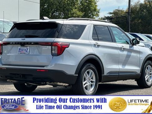 New 2026 Ford Explorer Active RWD image 4
