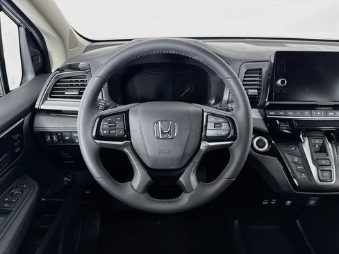 Certified 2025 Honda Odyssey Touring image 23