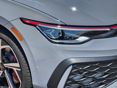New 2026 Volkswagen GTI SE FWD image 27