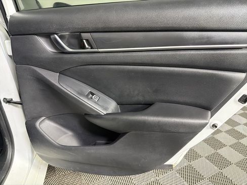 Used 2021 Honda Accord Sport image 32