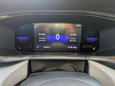 Certified 2023 Volkswagen Taos SE w/ Black Wheel Package image 27