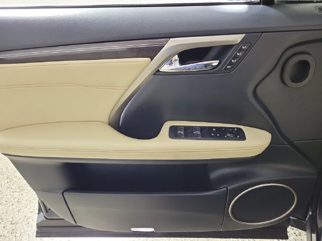 Used 2022 Lexus RX 350L Luxury w/ Accessory Package (Z1) FWD image 22