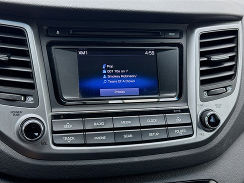 Used 2017 Hyundai Tucson SE FWD image 11