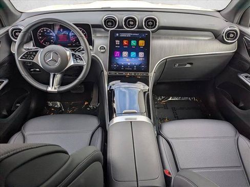 Certified 2026 Mercedes-Benz GLC 300 image 17