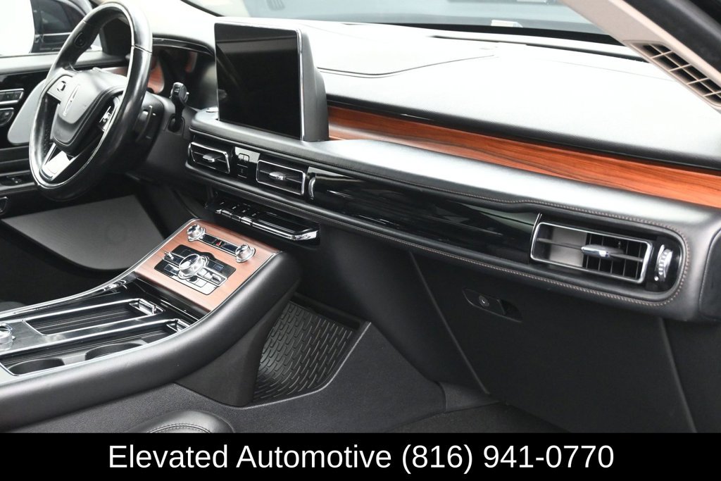 Used 2023 Lincoln Aviator Grand Touring w/ Equipment Group 301A AWD/4WD image 6