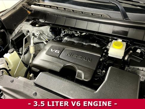 Used 2022 Nissan Pathfinder SV AWD/4WD image 31