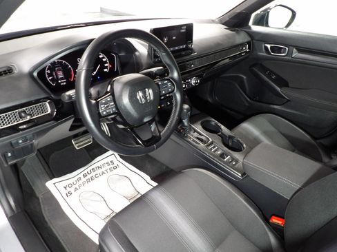 Used 2025 Honda Civic Sport image 9