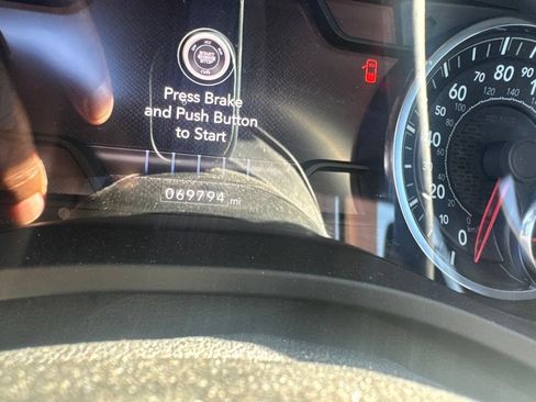Used 2021 RAM 1500 Big Horn AWD/4WD image 4