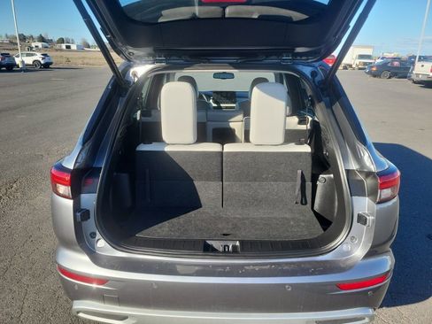 Used 2023 Mitsubishi Outlander SEL AWD/4WD image 22