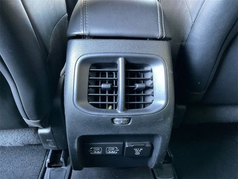 Certified 2023 Jeep Cherokee Altitude Lux image 22