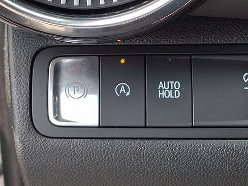 Used 2025 Chevrolet Equinox LT FWD image 23