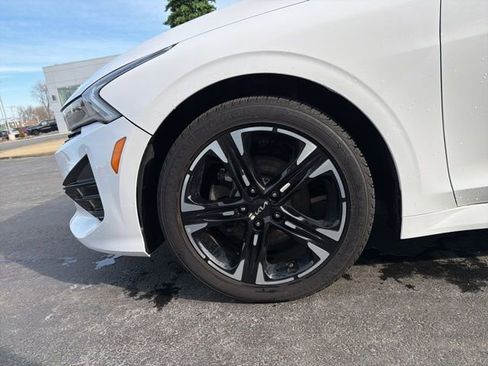 Used 2024 Kia K5 GT-Line image 10